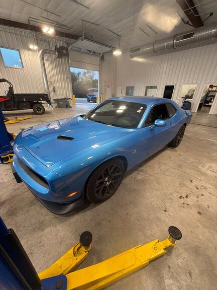 2016 DODGE Challenger