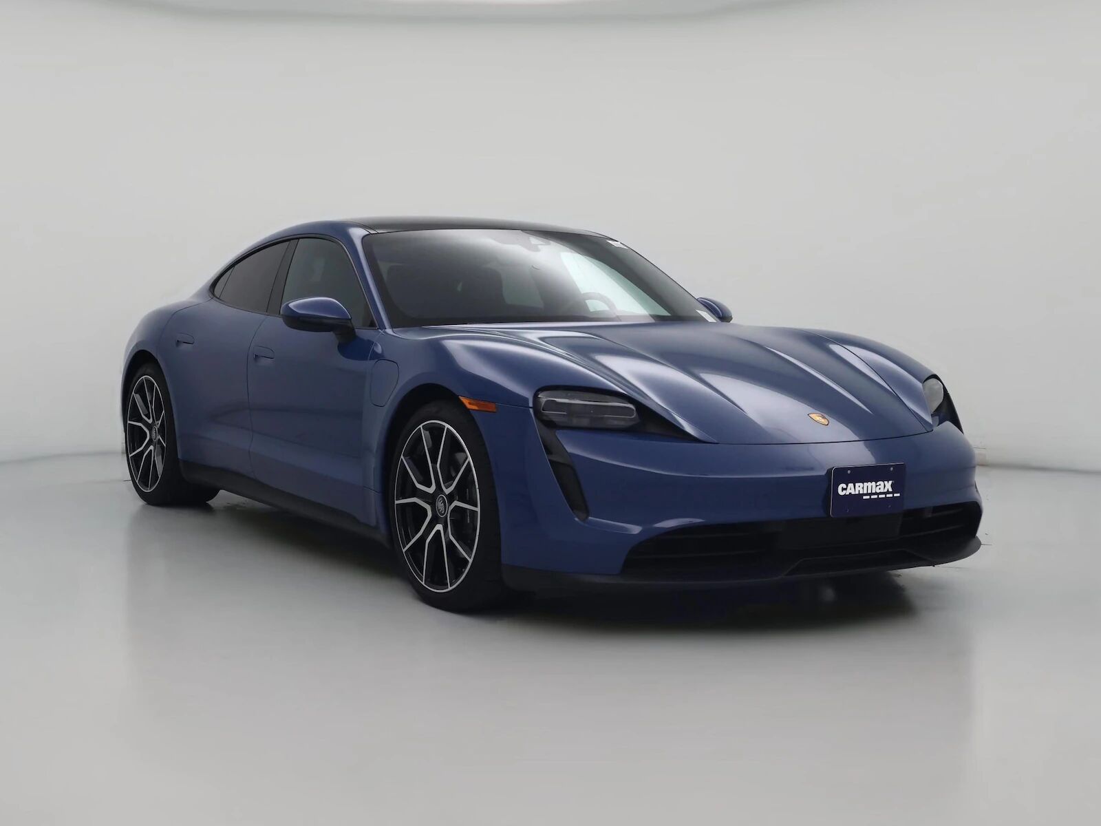 2024 PORSCHE Taycan