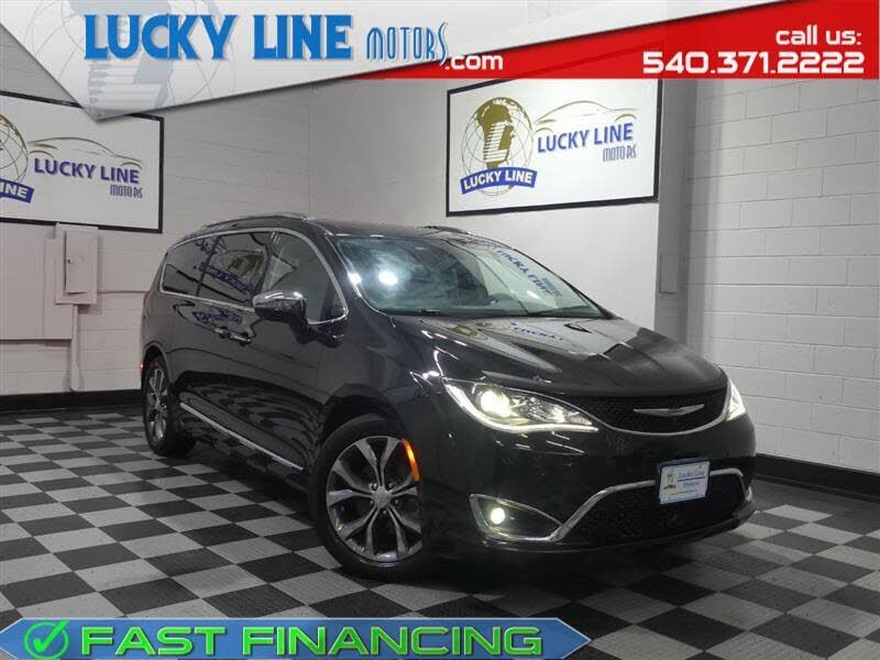 2017 CHRYSLER Pacifica
