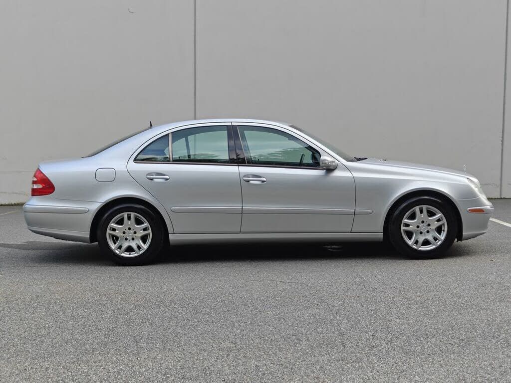 2005 Mercedes-Benz E-Class