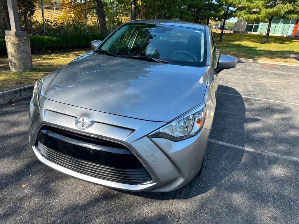 2016 TOYOTA Scion