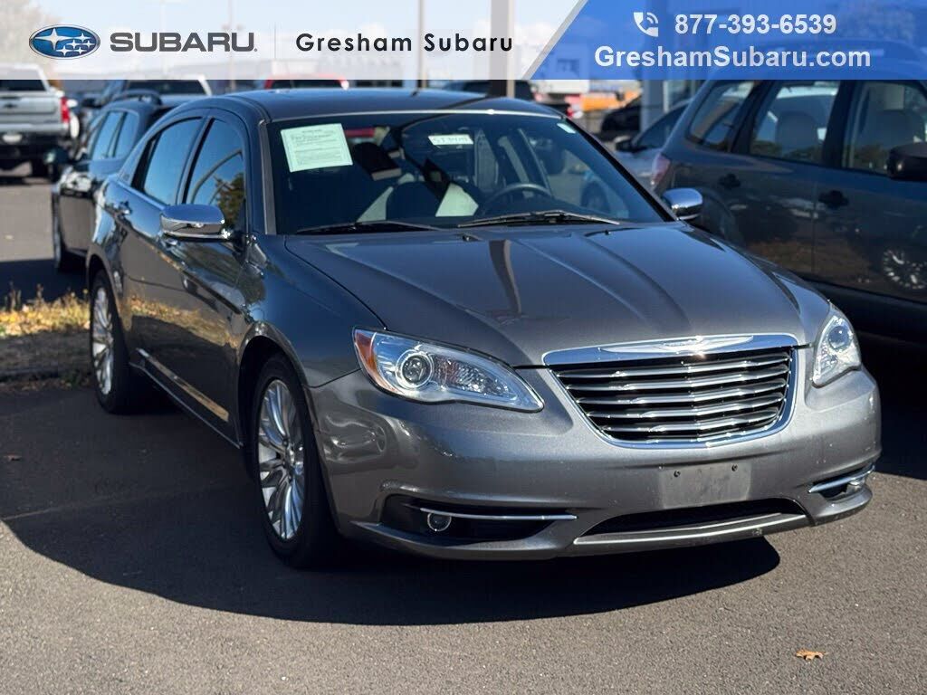 2012 CHRYSLER 200