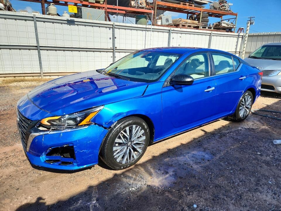 2025 NISSAN Altima