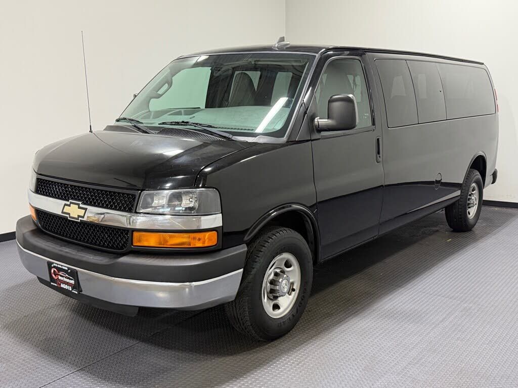 2016 CHEVROLET Express