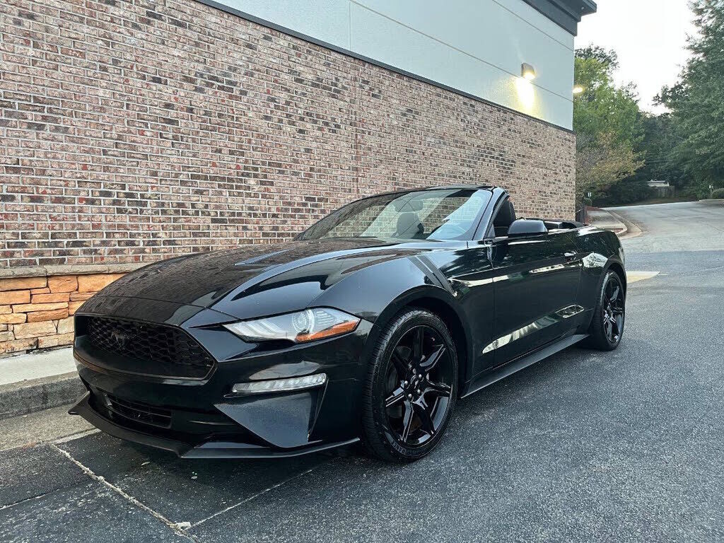 2018 FORD Mustang