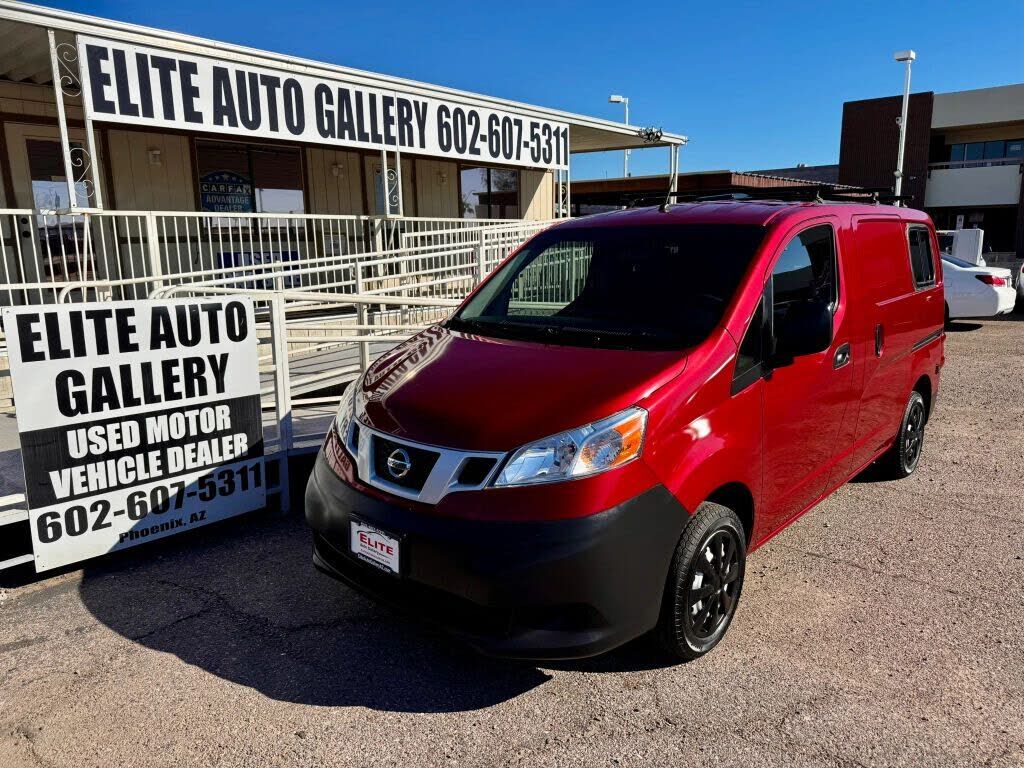 2016 NISSAN NV200
