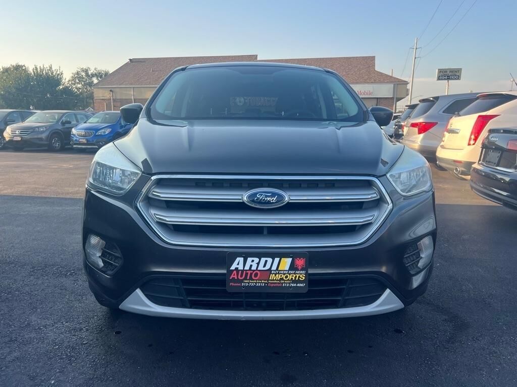 2017 FORD Escape