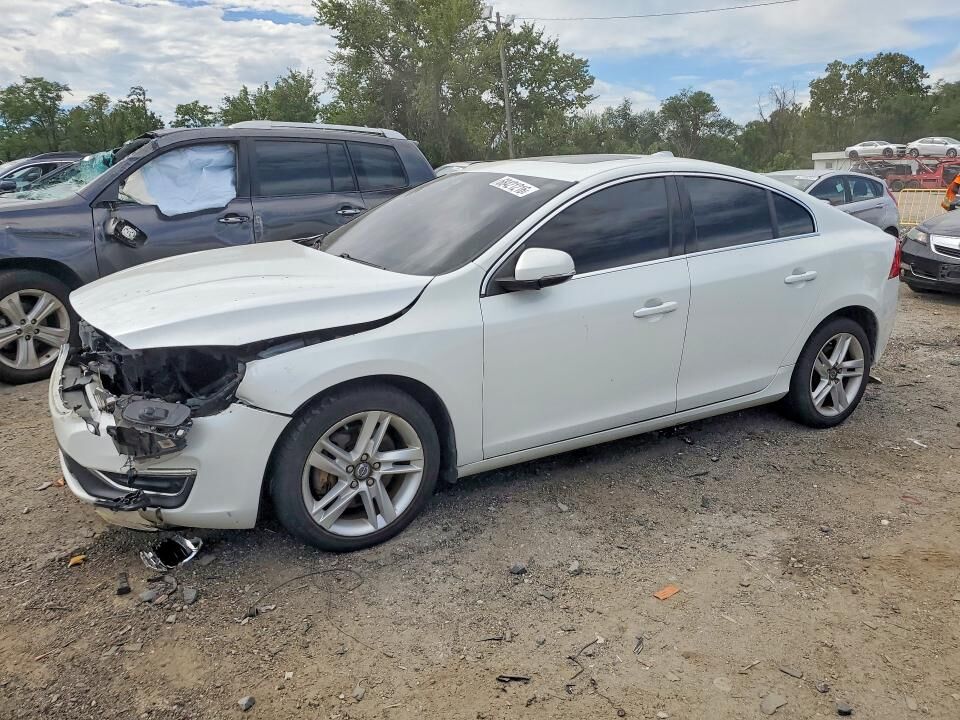 2014 VOLVO S60