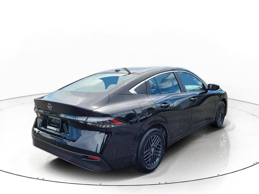 2027 NISSAN Sentra