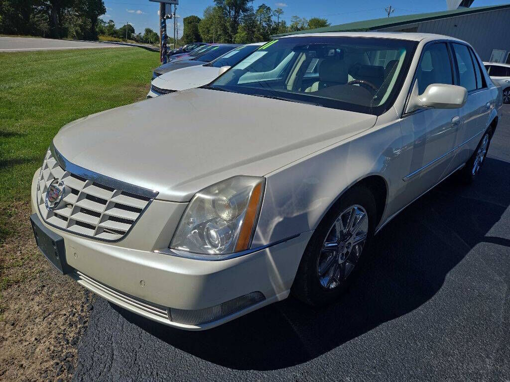 2011 CADILLAC DTS