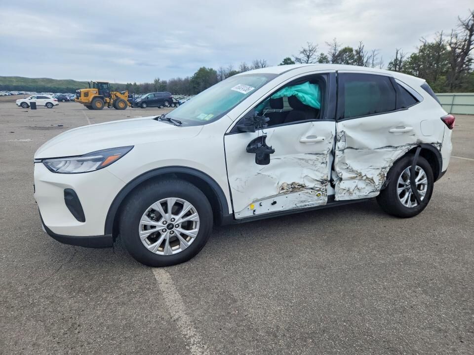 2023 FORD Escape
