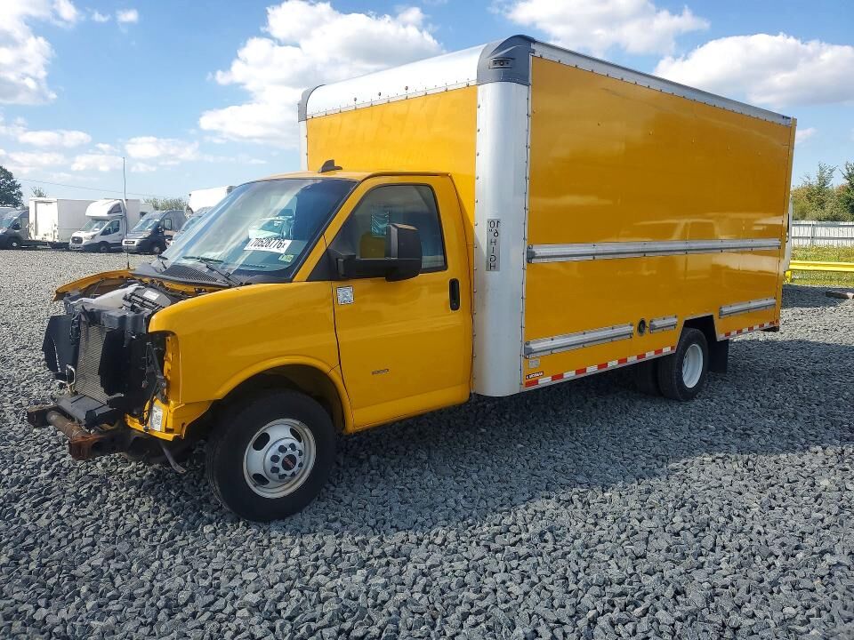 2023 GMC Savana