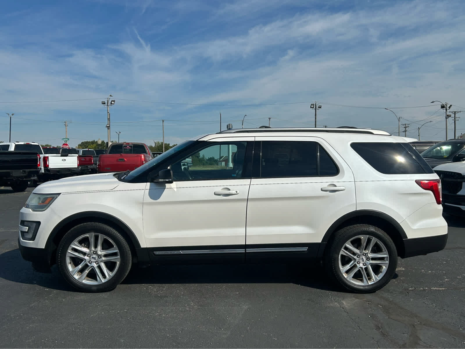 2016 FORD Explorer