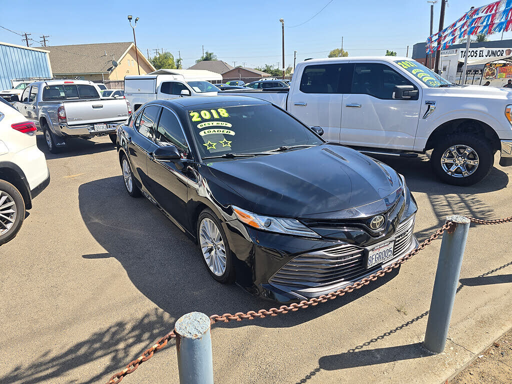 2018 TOYOTA Camry