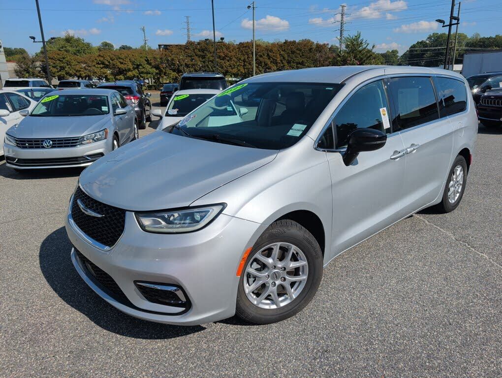 2024 CHRYSLER Pacifica