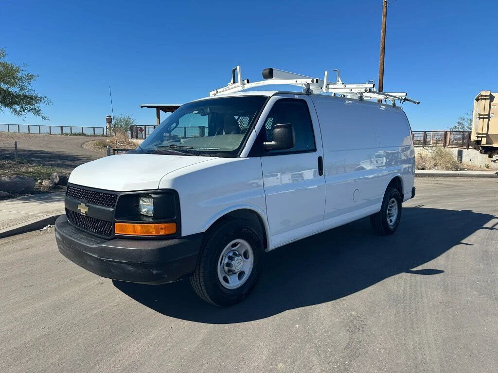 2017 CHEVROLET Express
