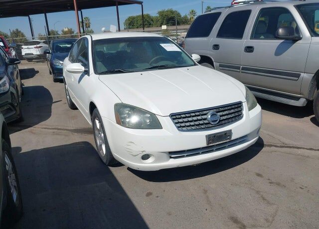 2005 NISSAN Altima