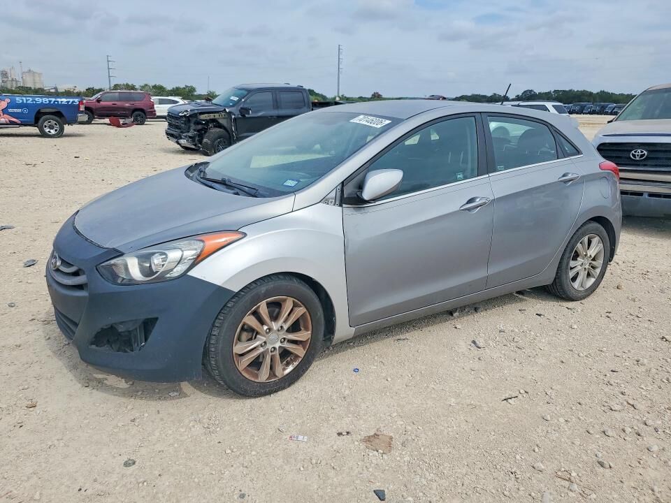 2015 HYUNDAI Elantra