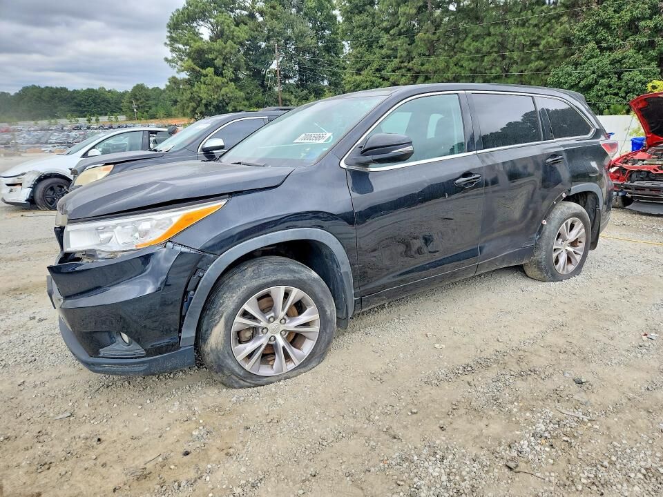 2015 TOYOTA Highlander