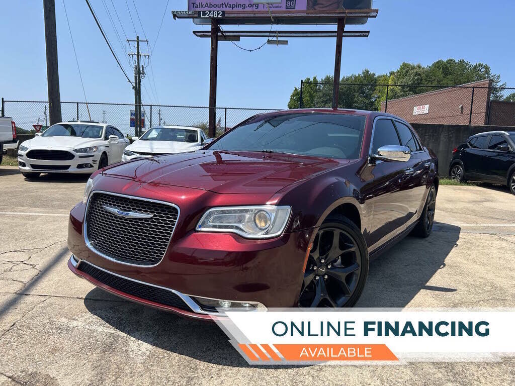 2019 CHRYSLER 300