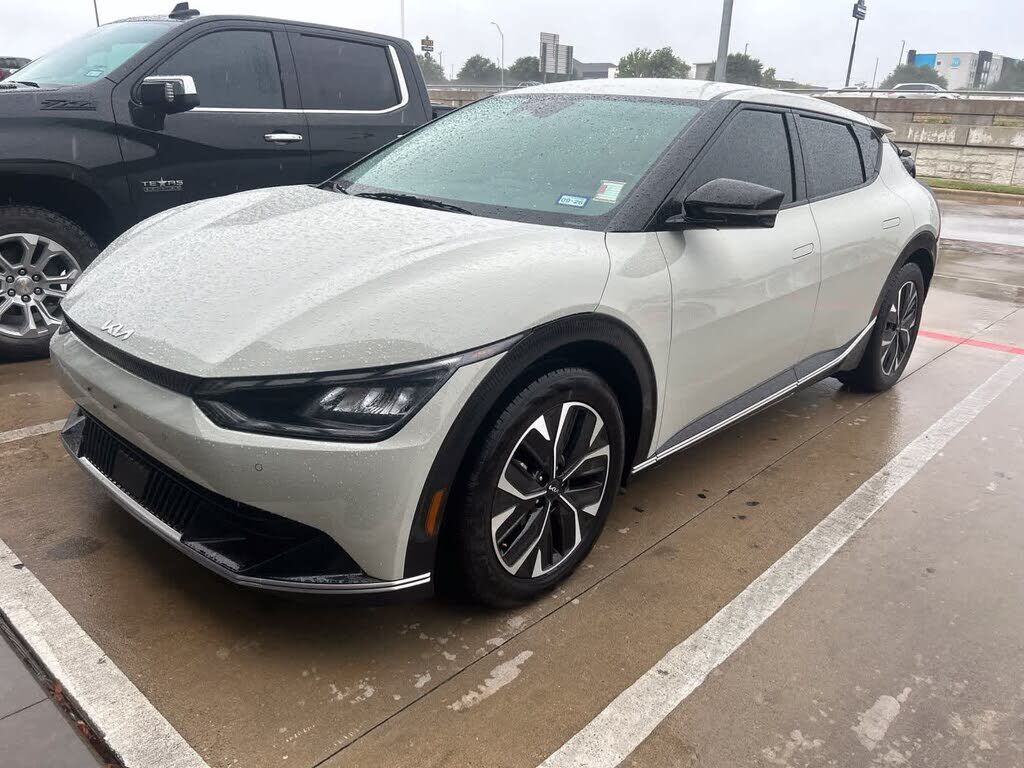 2024 KIA EV6