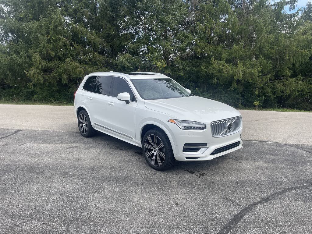 2024 VOLVO XC90