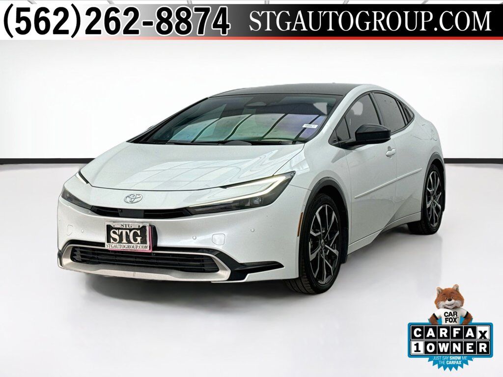 2024 TOYOTA Prius