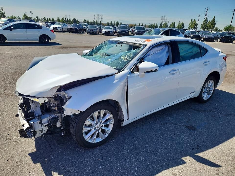 2013 LEXUS ES