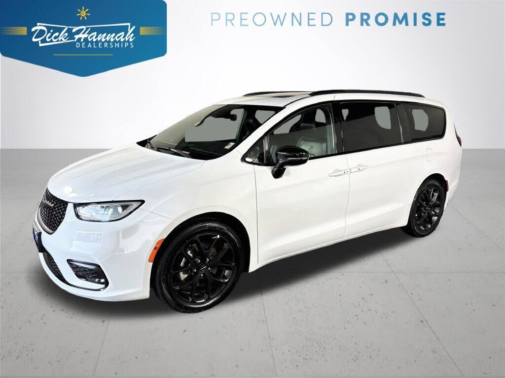 2025 CHRYSLER Pacifica