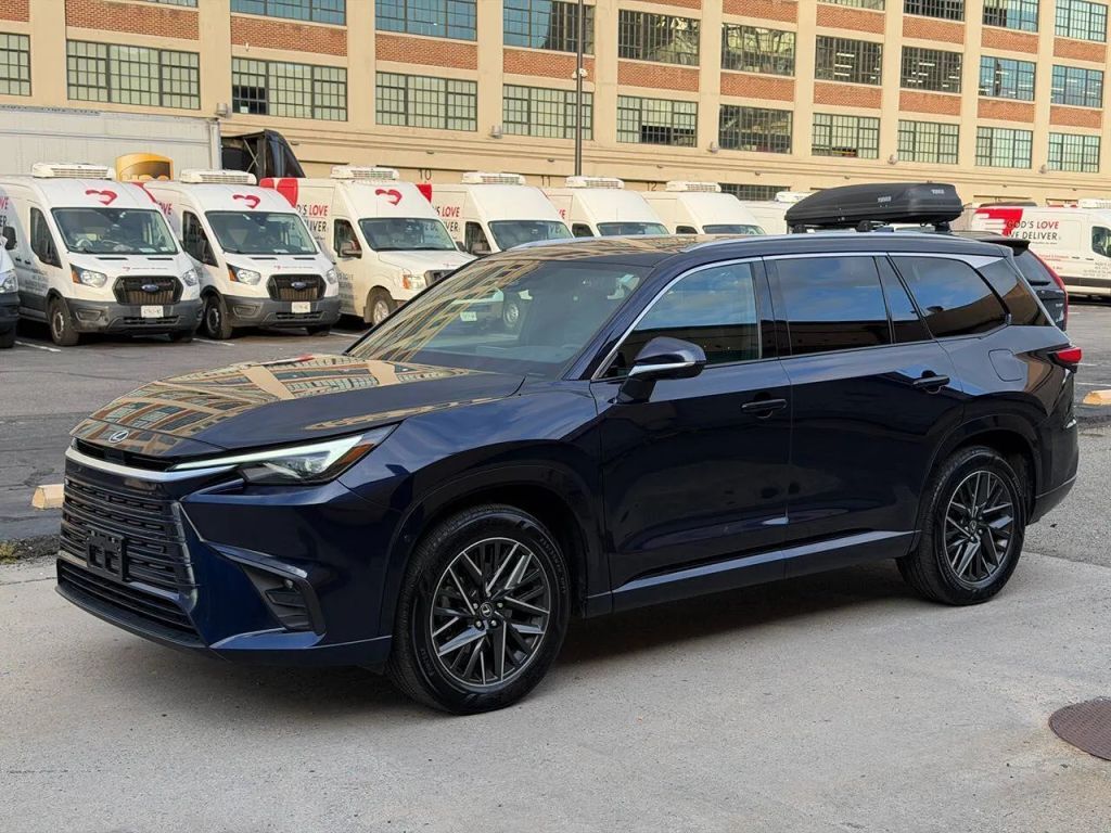 2025 LEXUS TX