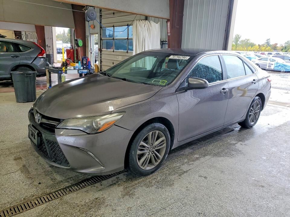2017 TOYOTA Camry