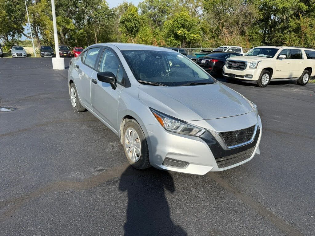 2021 NISSAN Versa