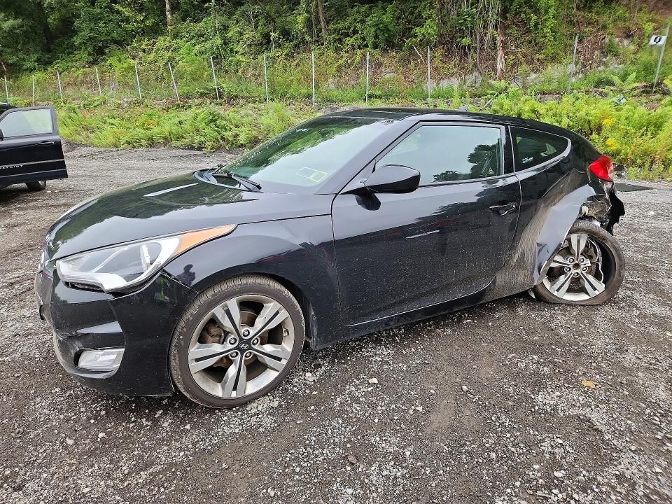 2017 HYUNDAI Veloster
