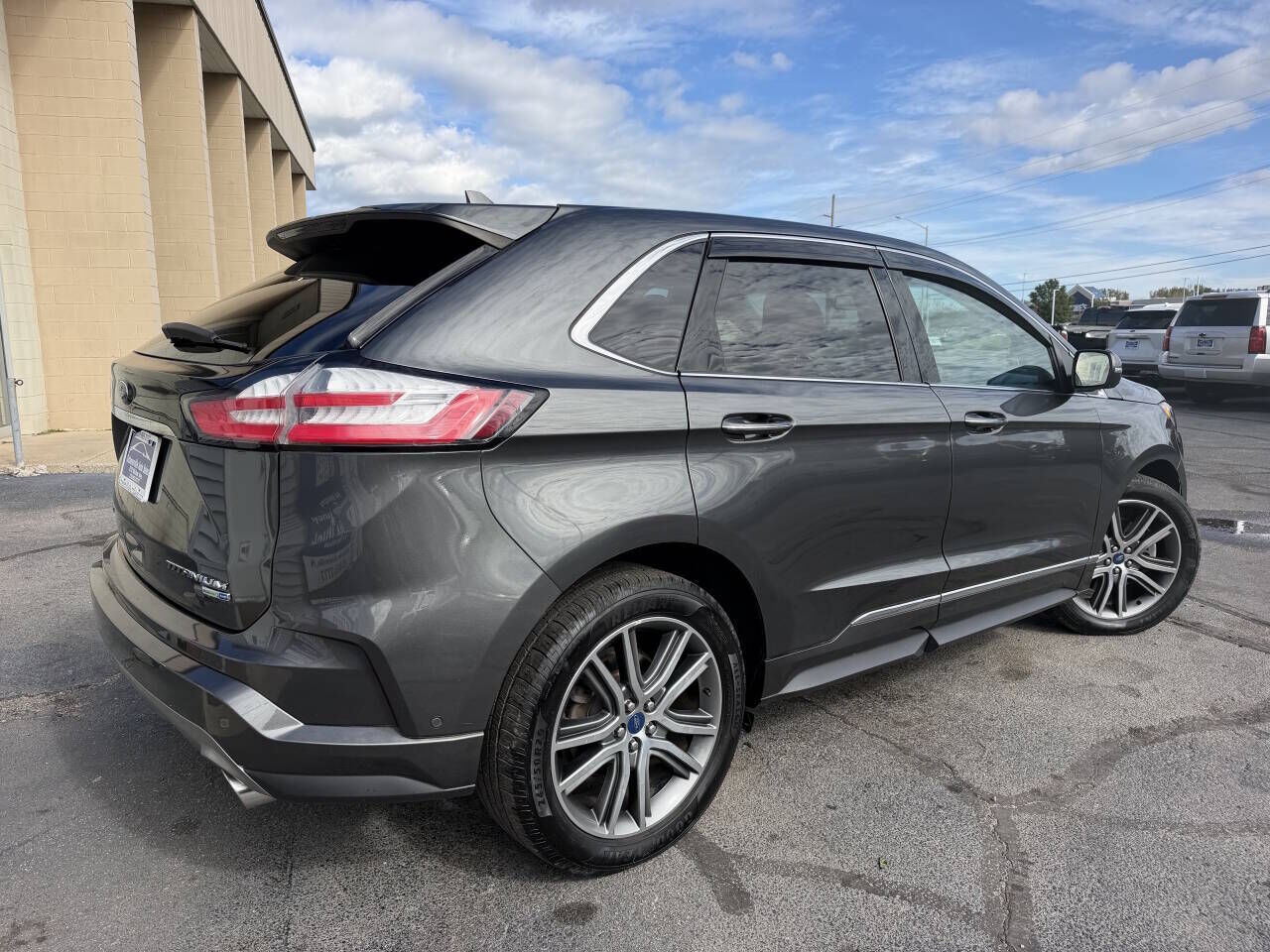2019 FORD Edge