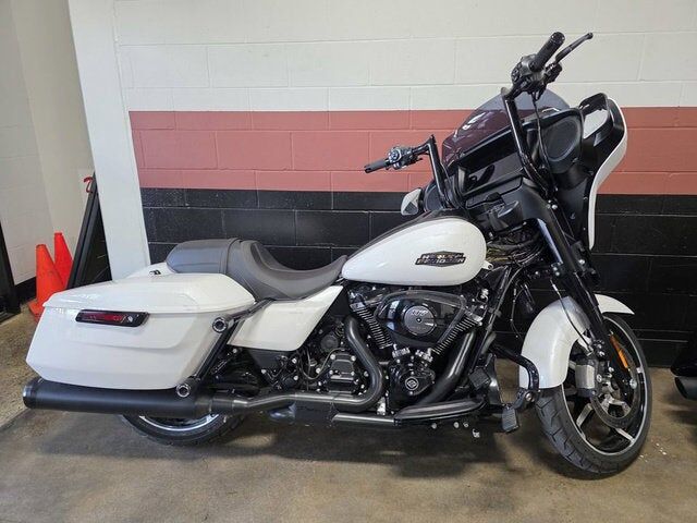 2025 HARLEY DAVIDSON FLHX / Street Glide