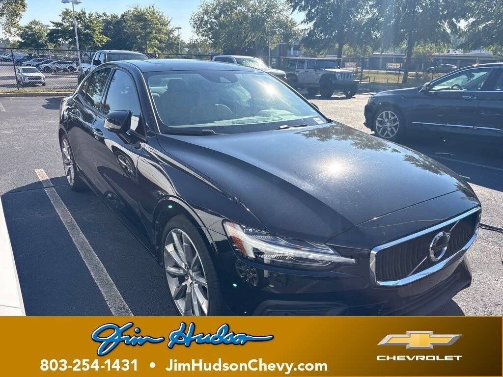 2020 VOLVO S60