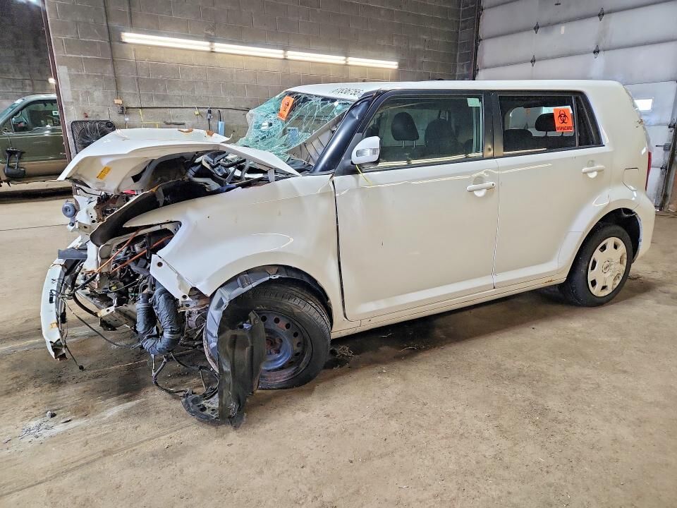 2011 TOYOTA SCION