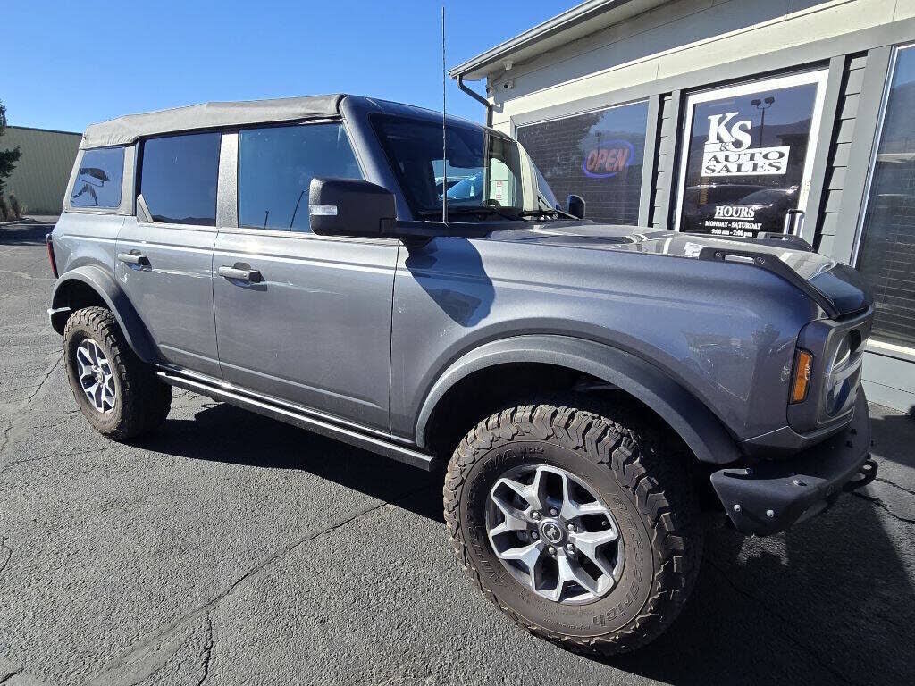 2024 FORD Bronco