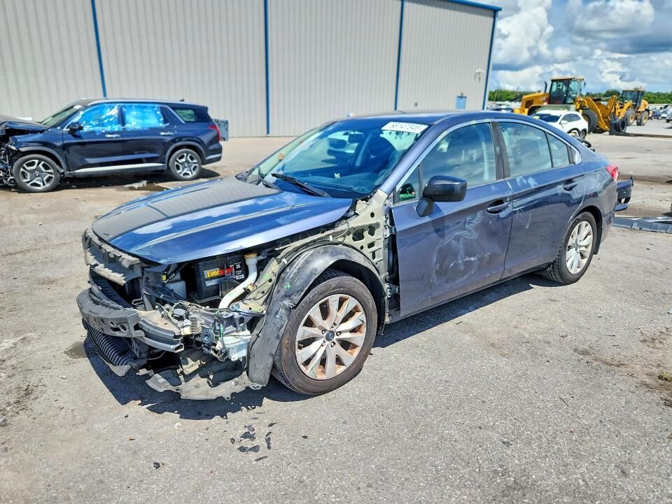 2017 SUBARU Legacy