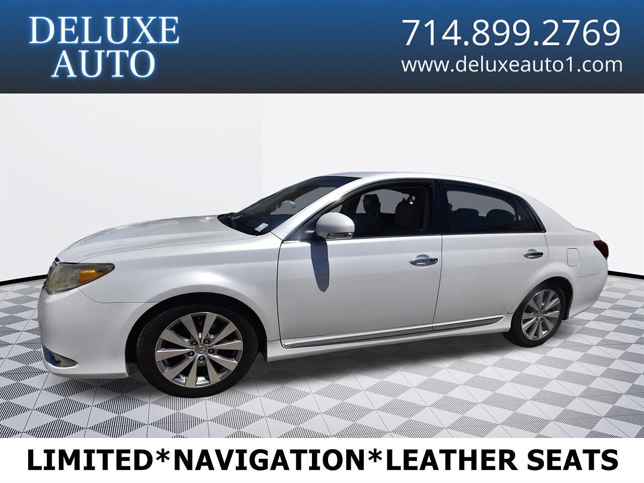 2011 TOYOTA Avalon