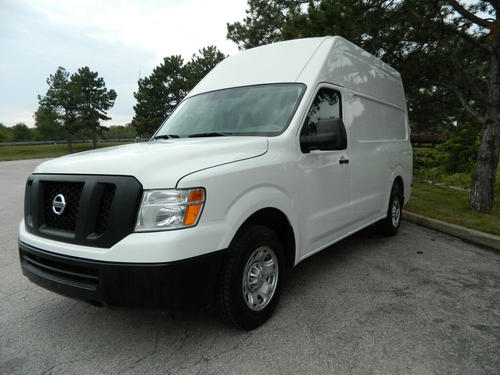 2018 NISSAN NV