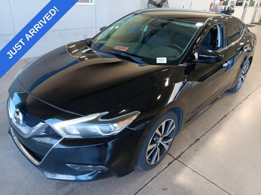 2017 NISSAN Maxima