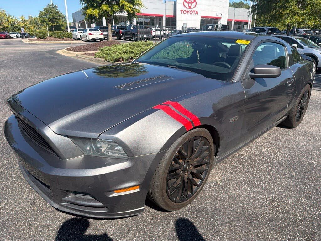 2013 FORD Mustang