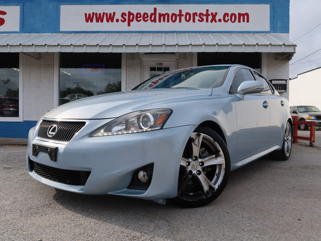 2011 LEXUS IS