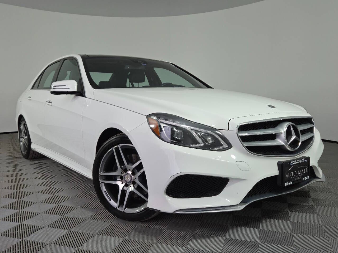 2015 MERCEDES-BENZ E-Class