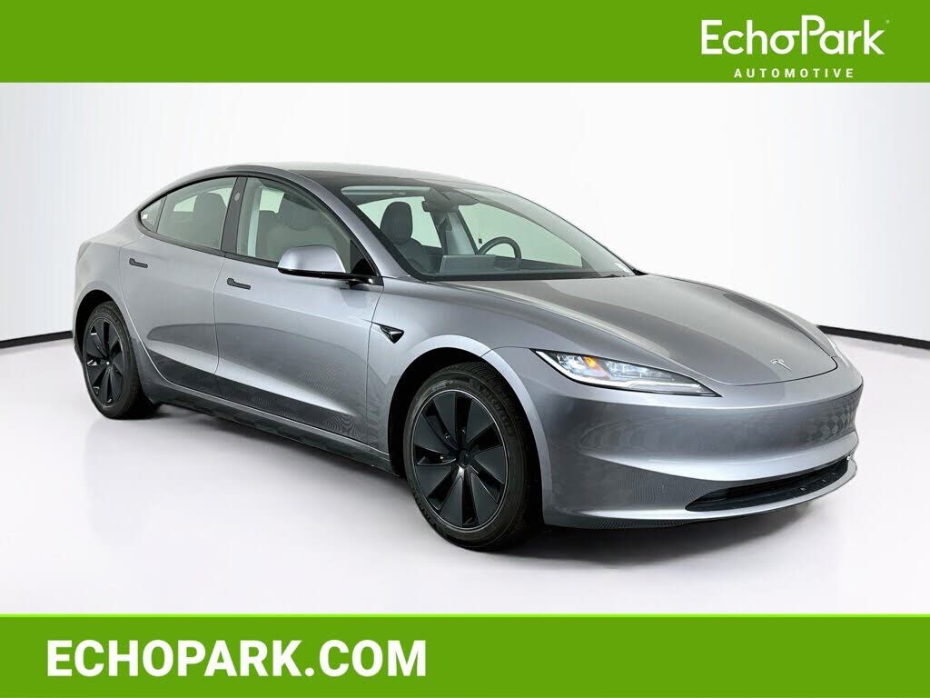 2025 TESLA Model 3