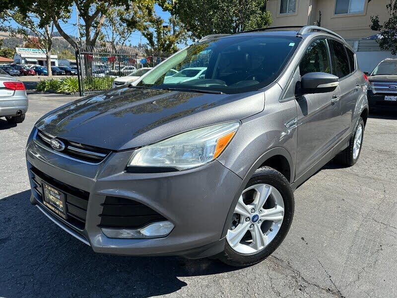 2013 FORD Escape