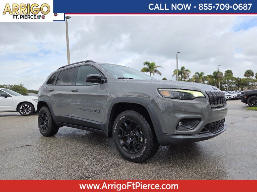 2022 JEEP Cherokee