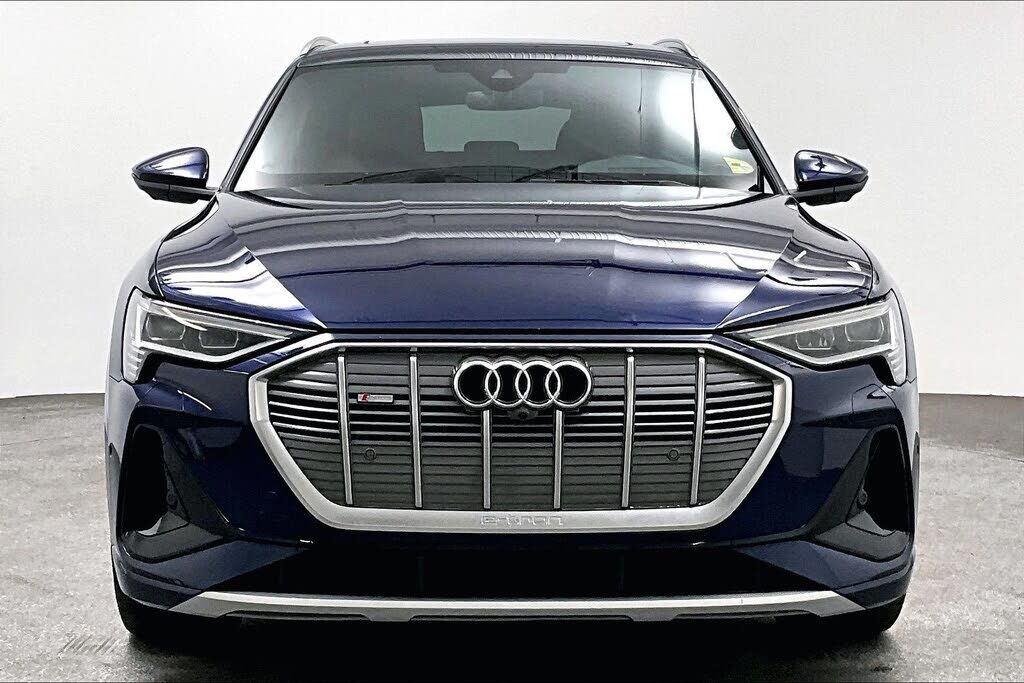 2022 Audi e-tron