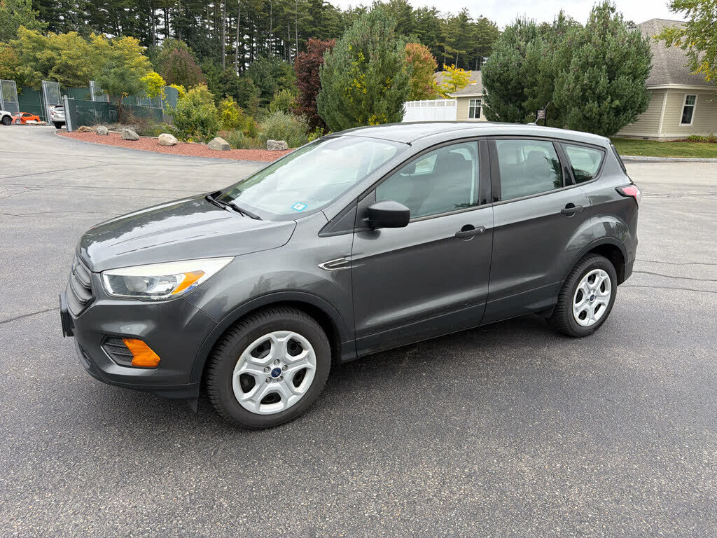 2017 FORD Escape